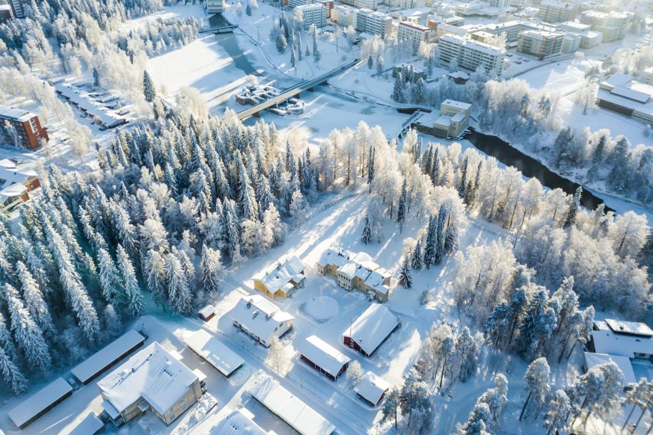 Karolineburg Manor House Hotel Kajaani Zewnętrze zdjęcie