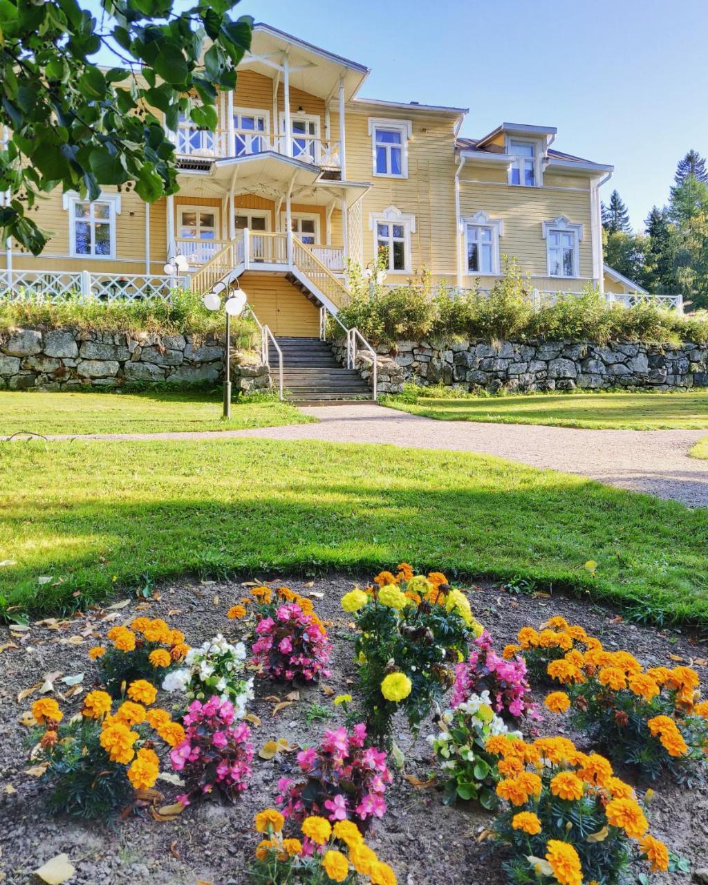 Karolineburg Manor House Hotel Kajaani Zewnętrze zdjęcie